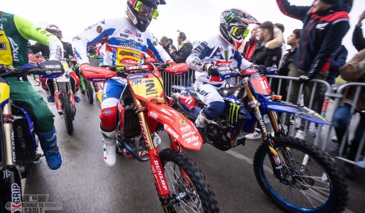 Convoi des pilotes avant le départ de l’Enduropale du Touquet 2026